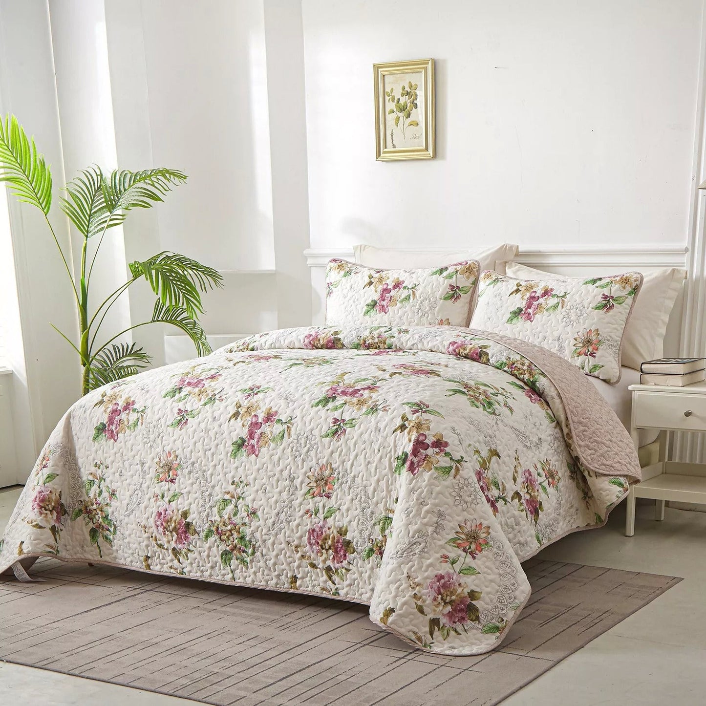 NNEDSZ Artisan Quilted Coverlet and Pillowcases Set: A Masterpiece for Your Bed - Queen size-1